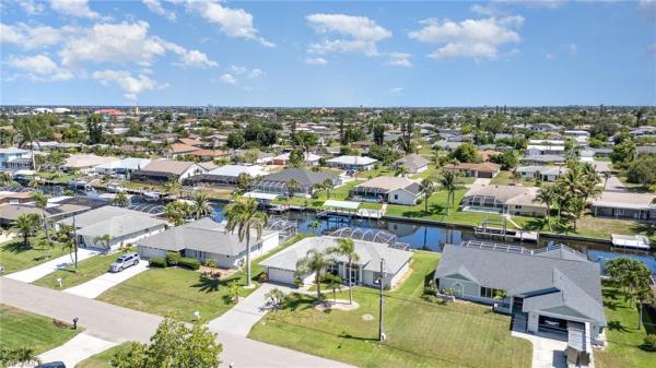 Cape Coral, 1308 21st Ter, Cape Coral, Florida 33990, image 2