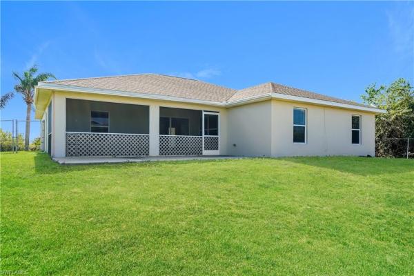 Lehigh Acres, 3208 SW 13th St, Lehigh Acres, Florida 33976, image 2
