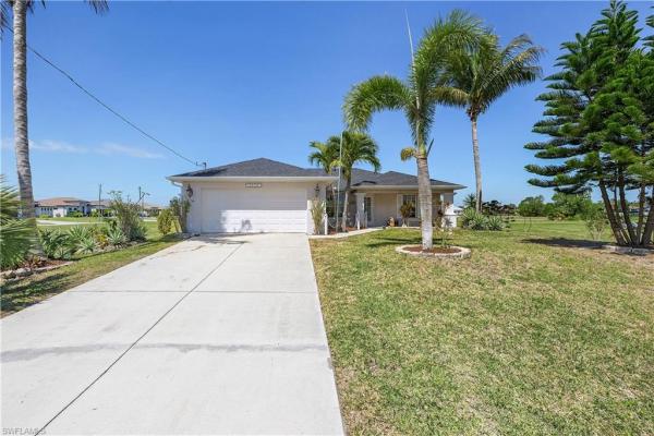 Cape Coral Residential, 3928 41st Pl, Cape Coral, Florida 33993, image 1
