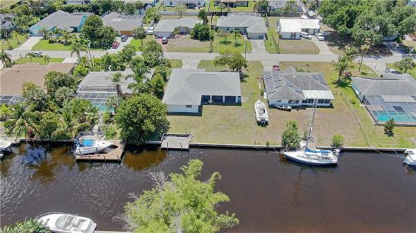 Cape Coral, 2305 16th St, Cape Coral, Florida 33990, image 3