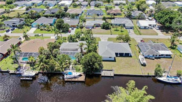 Cape Coral, 2305 16th St, Cape Coral, Florida 33990, image 1
