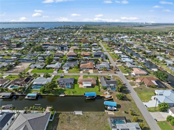 Cape Coral Residential, 167 53rd St, Cape Coral, Florida 33914, image 2