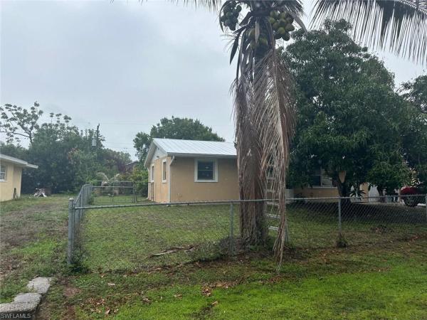 Fort Myers Shores, 13314 2nd St, Fort Myers, Florida 33905, image 2