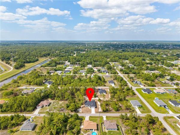 Lehigh Acres, 3306 W 42nd St, Lehigh Acres, Florida 33971, image 1