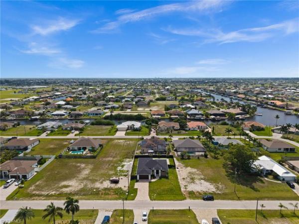 Cape Coral Residential, 415 37th Ave, Cape Coral, Florida 33993, image 3