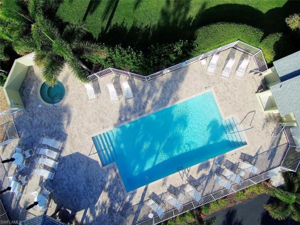 201 Mcgregor Park Cir #201, Fort Myers, Florida 33908, image 1