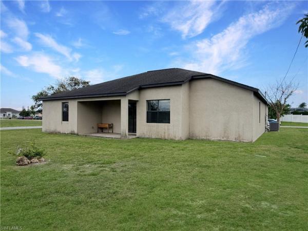 Cape Coral Residential, 1121 25th St, Cape Coral, Florida 33914, image 2