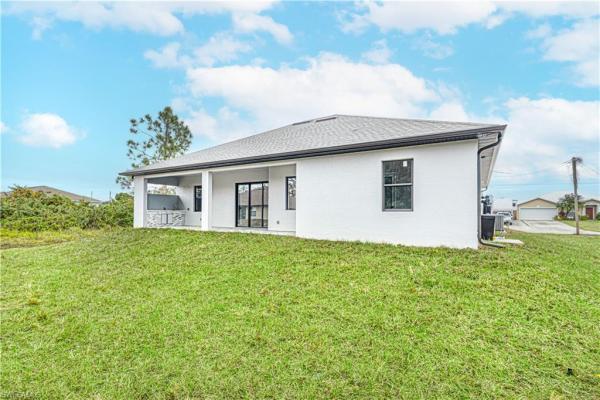Lehigh Acres, 821 Atherton Ave, Lehigh Acres, Florida 33971, image 2