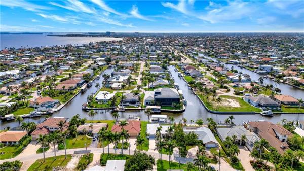 Cape Coral Residential, 5630 Riverside Dr, Cape Coral, Florida 33904, image 3