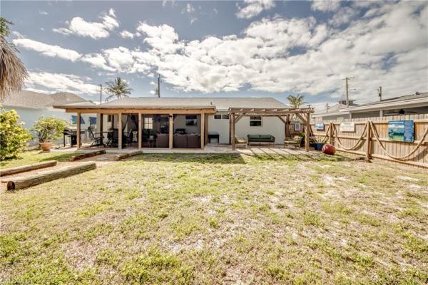 Shell Mound Park, 355 Donora Blvd, Fort Myers Beach, Florida 33931, image 2
