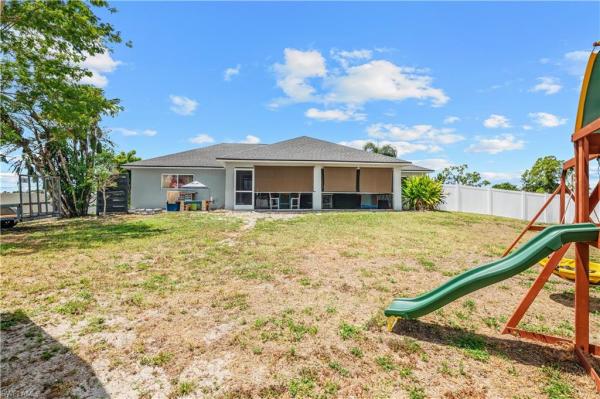 Cape Coral, 2011 35th St, Cape Coral, Florida 33909, image 2