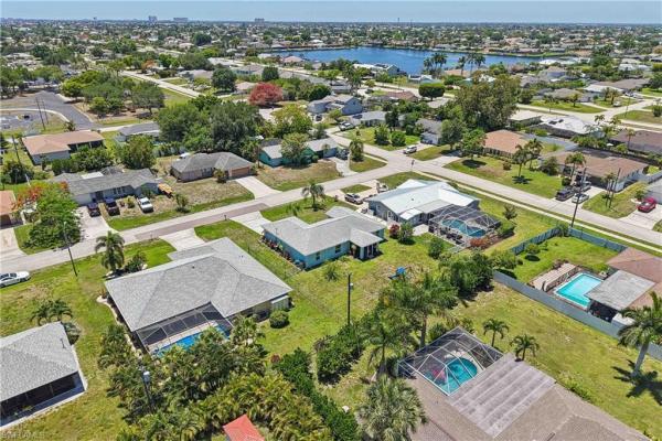 Cape Coral Residential, 241 34th Ter, Cape Coral, Florida 33914, image 3