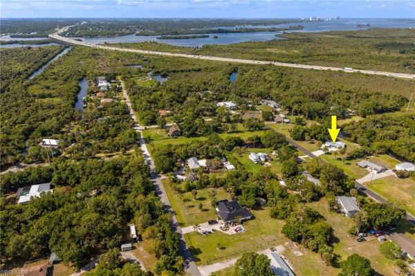 North Fort Myers No HOA, 17041 Lake Dr, North Fort Myers, Florida 33917, image 1