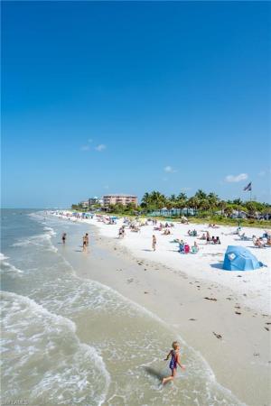 Parkway Preserve, 13104 Georges Cay Pl, Fort Myers, Florida 33913, image 2