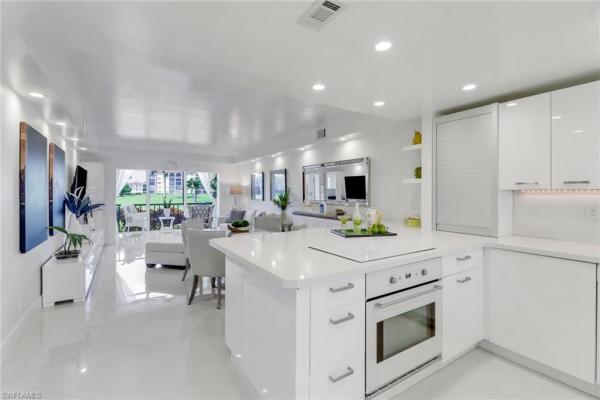 9 N High Point Cir #102, Naples, Florida 34103, image 1