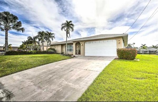 2806 38th Ter, Cape Coral, Florida 33914, image 1