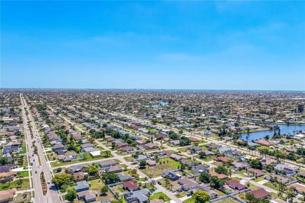 Cape Coral Residential, 2004 8th Ave, Cape Coral, Florida 33990, image 3