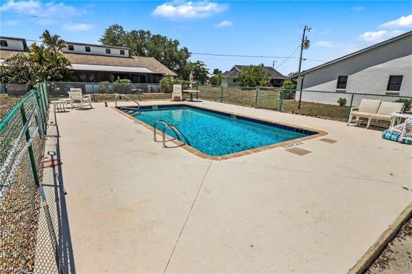 Patio Villas Of Cape Coral, 3739 9th Ave #112, Cape Coral, Florida 33914, image 2