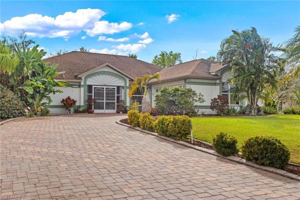Cape Coral Residential, 1814 18th Ter, Cape Coral, Florida 33991, image 2