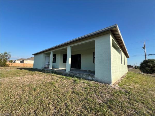 Cape Coral, 4217 32nd Ter, Cape Coral, Florida 33993, image 1