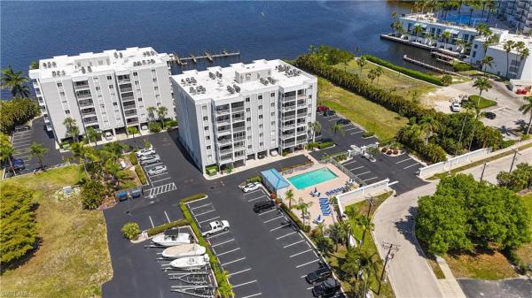 Palm Beach Landings, 2885 Palm Beach Blvd #507, Fort Myers, Florida 33916, image 3