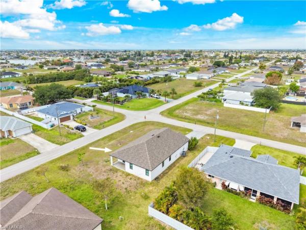 Cape Coral, 2021 4th Ave, Cape Coral, Florida 33909, image 1