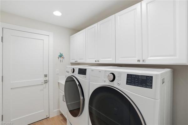 Royal Harbor, 1590 Sandpiper St, Naples, Florida 34102, image 1