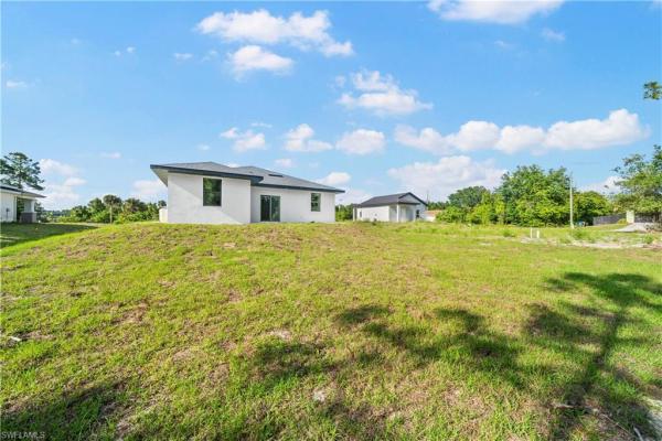 Lehigh Acres, 2810 W 73rd St, Lehigh Acres, Florida 33971, image 1