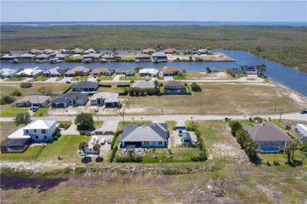 Cape Coral, 1715 42nd Pl, Cape Coral, Florida 33993, image 3