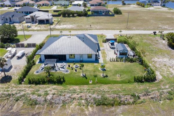 Cape Coral, 1715 42nd Pl, Cape Coral, Florida 33993, image 2