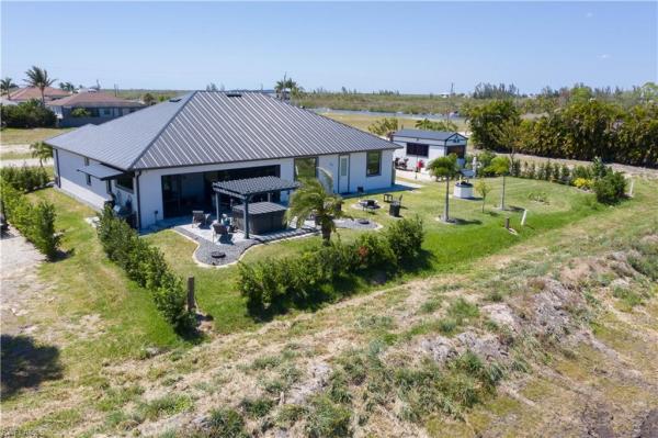 1715 42nd Pl, Cape Coral, Florida 33993, image 1