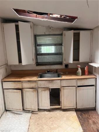 155 Clotilde Ave, Fort Myers, Florida 33905, image 1