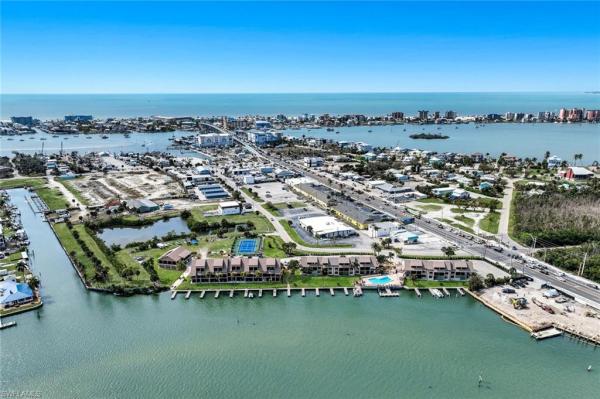 896 Buttonwood Dr #108, Fort Myers Beach, Florida 33931, image 1