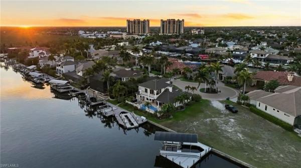 The Hermitage, 1506 Hermitage Ln, Cape Coral, Florida 33914, image 2
