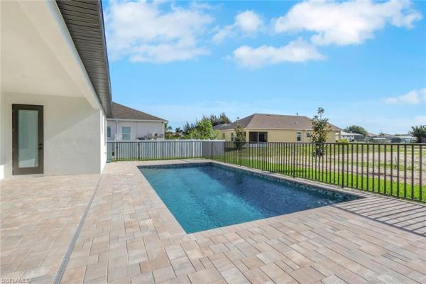 Cape Coral, 1 35th Pl, Cape Coral, Florida 33993, image 3