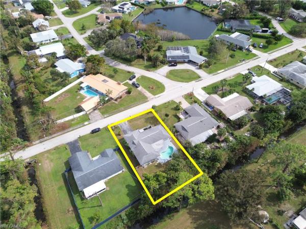 Fort Myers Villas, 8707 Chatham St, Fort Myers, Florida 33907, image 2
