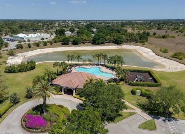 Marblebrook, 10353 Canal Brook Ln, Lehigh Acres, Florida 33936, image 2