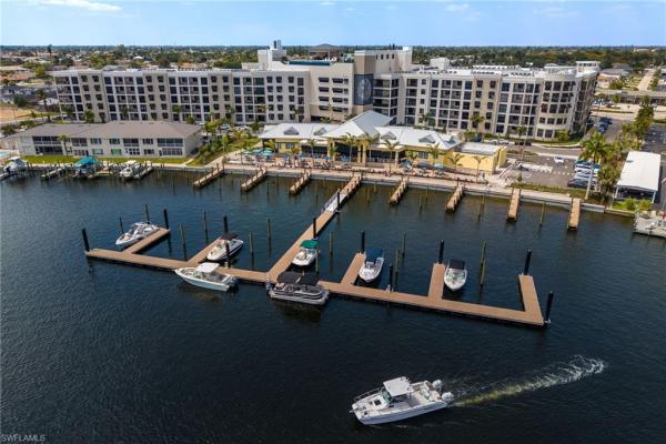 Cape Coral Residential, 425 43rd Ln, Cape Coral, Florida 33914, image 3