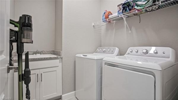 Country Club, 3314 Weston Manor Dr, Alva, Florida 33920, image 3