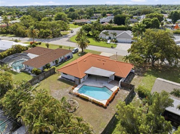 Whiskey Creek, 1498 Beechwood Trl, Fort Myers, Florida 33919, image 2
