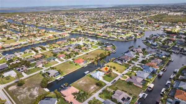 Cape Coral Residential, 4122 22nd Ct, Cape Coral, Florida 33914, image 2