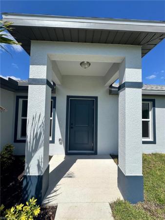728 Ledge St, Lehigh Acres, Florida 33972, image 1
