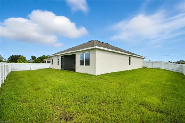 Cape Coral, 2465 9th St, Cape Coral, Florida 33993, image 2