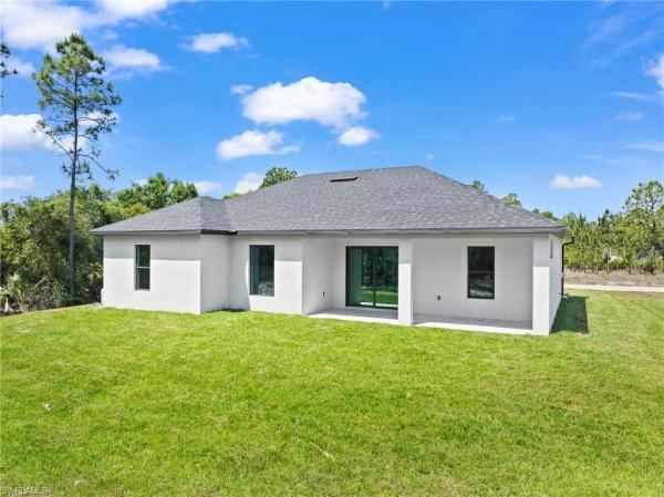 Lehigh Acres, 614 Scott Ave, Lehigh Acres, Florida 33972, image 2