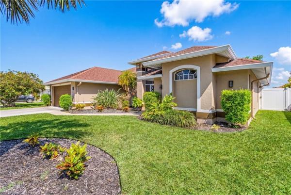 Cape Coral, 1204 5th Ter, Cape Coral, Florida 33990, image 3