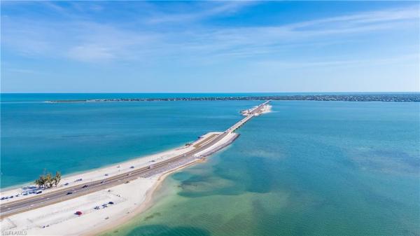 Davis Woods, 16881 Davis Rd #723, Fort Myers, Florida 33908, image 2