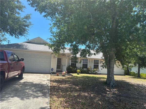 Cape Coral Residential, 306 29th St, Cape Coral, Florida 33914, image 2