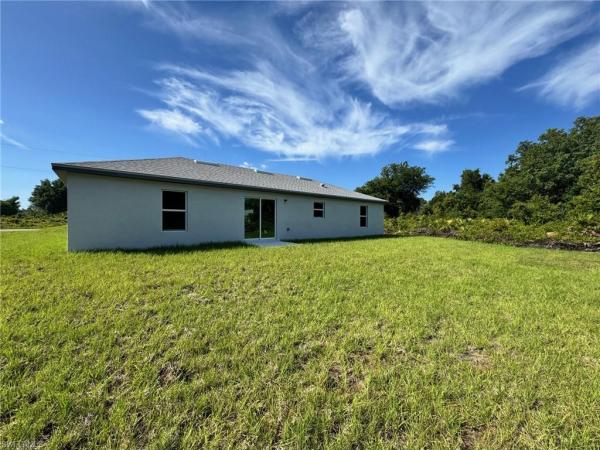Lehigh Acres, 716 Ledge St, Lehigh Acres, Florida 33972, image 2