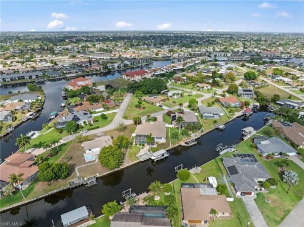3733 12th Pl, Cape Coral, Florida 33904, image 1