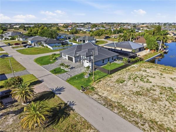 Cape Coral Residential, 120 9th Ave, Cape Coral, Florida 33991, image 3